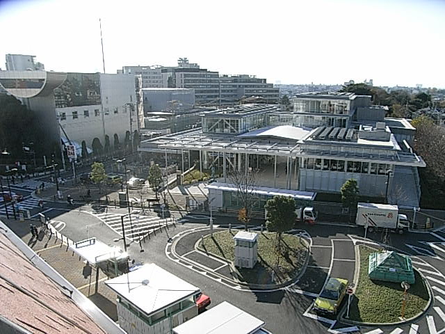 大岡山　駅前