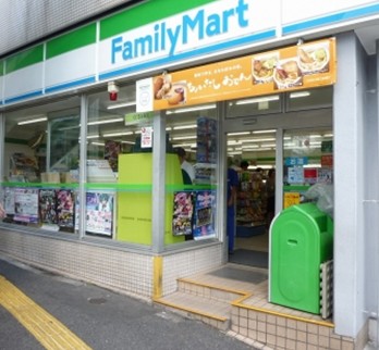 リバーアイン宇田川 コンビ二：ファミリーマート　350m　近隣