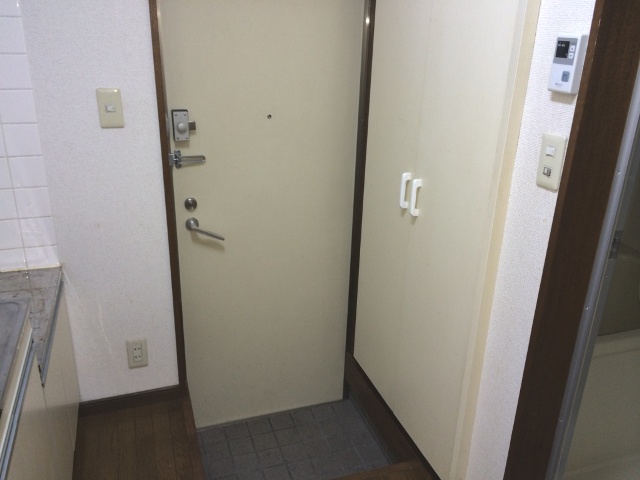 ヴァンベール雪谷 玄関_446_54_8.jpg